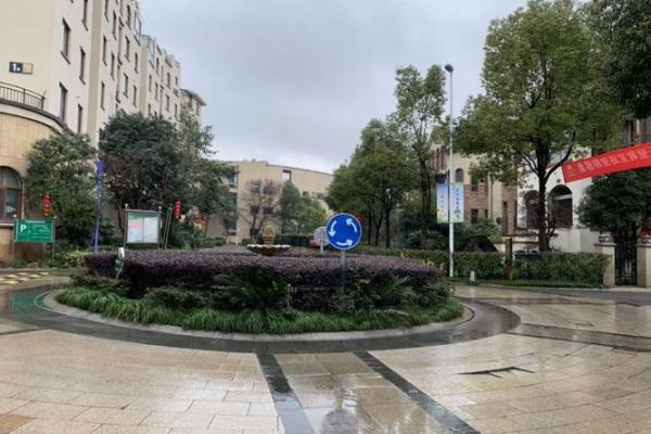 东方湾邸风水好吗