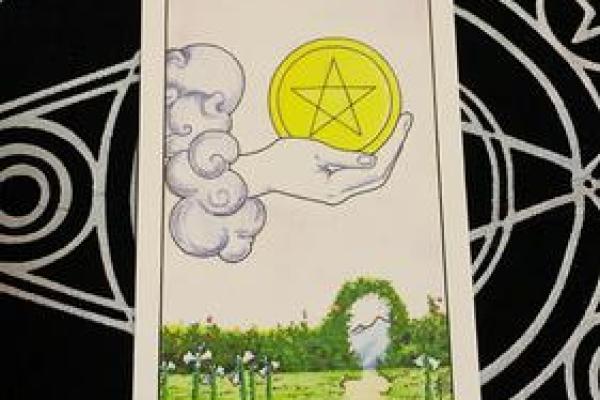 塔罗牌测试你今年的桃花期在几月？